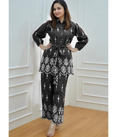 Elegant Black Cotton Co-ords Set with White Print for Women