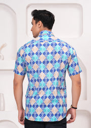 Men's Blue and Aqua Diamond Pattern Short Sleeve Shirt