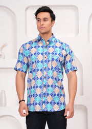 Men's Blue and Aqua Diamond Pattern Short Sleeve Shirt