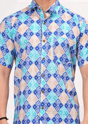 Men's Blue and Aqua Diamond Pattern Short Sleeve Shirt